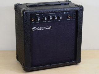   SMALL SILVERTONE BAXs BASS GUITAR PRACTICE AMPLIFIER   WORKS GREAT