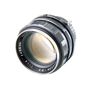 Minolta Rokkor PF 58 mm F 1.4 MC Lens