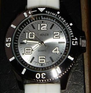 Wow New Cool Bijoux Terner Mens White and Black Sports Watch