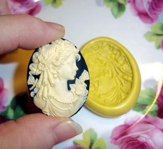 Victorian Cameo Flexible Push Mold For Resin Or Clay   Candy Food 