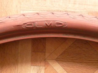 olmo 650b 42mm red tyre used from france time left