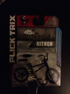 Flick Trix FITBIKECO. Aitken BMX Bike Blue & Black   NIB