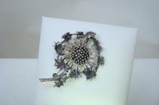 Vintage Detailed Silver Flower Pin That Is Stamped 835 HB