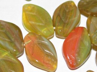 25 Czech Glass Tutti Fruiti Leaf Leaves Beads 12mm