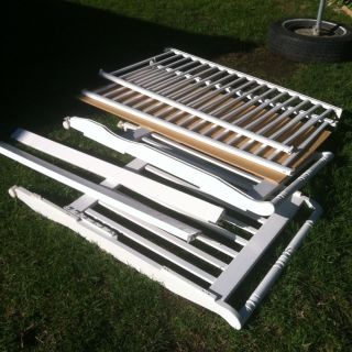 Super Baby Crib White Nice Just Used Easy Transport for Local Pick Up 