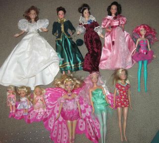Big Lot of Barbie Dolls Mattel Dolls Look