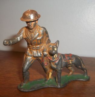 Barclay / Manoil ~ SOLDIER ~ with DOG  
