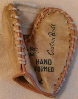 Baseball Glove   Vintage NEWPORT First Basemans Glove With No Finger 