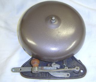VINTAGE ANTIQUE BEVIN BELL BOXING LOUD FIRE BELL