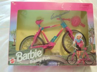NRFB 1995 Barbie Bike Bicycle Accessory with helmet ten speed