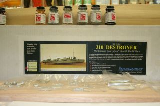 BlueJacket Bonus 310 Destroyer Kit Includes Base, Pedestals, Paint and 