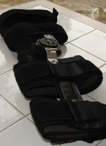 BLEDSOE Knee Leg Brace Cool OR Simple Hinge with Quiklok Black