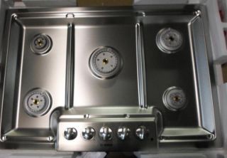 Bosch NGM8054UC 30 Natural Gas Cooktop Stainless Steel