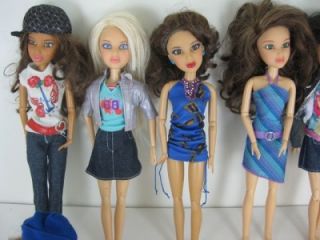 This auction is for a lot of 6 LIV dolls and a few accessories