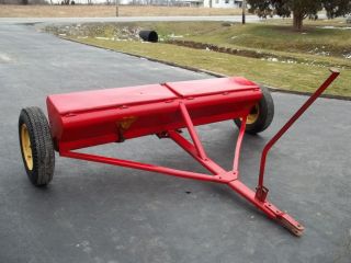 Foot Chief Brand Fertilizer Lime Spreader Pull Type