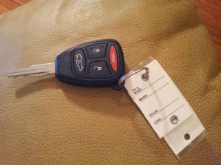 2005 05 Chrysler 300 Remote Key Combo 4 Button