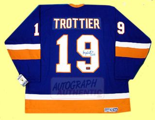 New York Islanders jersey autographed by Bryan Trottier. The jersey is 