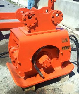 Hydraulic Plate Compactor Soil Pilings Tamper Driver Excavator