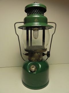 Vintage Coleman Lantern 242C 1947