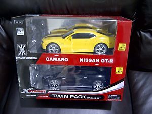 XQ 1:18 Chevy CAMARO / NISSAN GT R 2 Radio Control RC Cars Twin Pack 