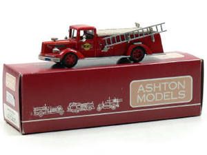 ASHTON MODELS Fire Truck from CEDARBURG Mint condition boxed Hard to 