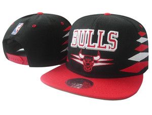 Chicago Bulls Diamond Snapback Hat Black with Red New