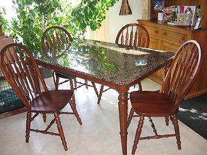 RICHARDSON BROTHERS SOLID CHERRY DINING SET W/ GRANITE TOP & 4 CHAIRS
