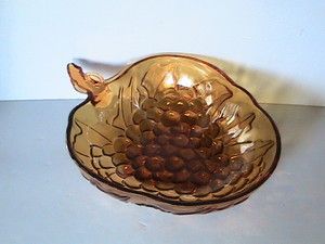 Vintage Indiana Glass Large Amber Grape Shape Bowl Dish