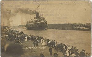 NE Cheboygan MI RPPC 1912 Arrival of D C SS Great Lakes Steamer 