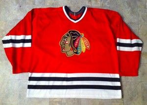 Chicago Blackhawks CCM Hockey Jersey Size XL Sewn