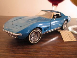  Mint 1968 Chevrolet Corvette Model Car RARE Collectible Die Cast Excel