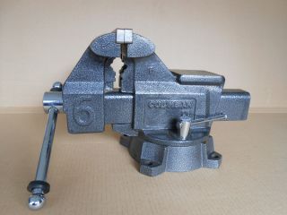 Columbian Machinist Bench Vise 6 1 2 in Wide Jaws