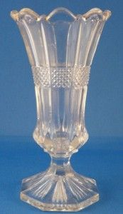 This auction is for an EAPG U.S. Glass Co Vase in the Virginia