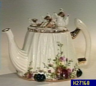 Royal Doulton Old Country Roses Cardew 8 Cup Teapot —