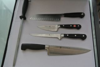  Cutlery Student Culinary Knife Set 4 Knives 1 Sharpener and Case