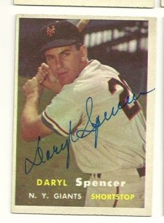 Daryl Spencer 1957 Topps Signed 49 New York Giants