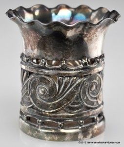  Quadruple Silver Plate Scalloped Reticulated Toothpick Holder