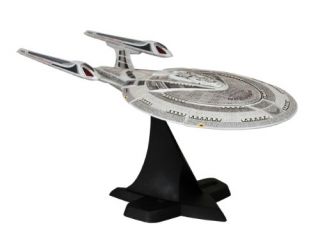 Features of Diamond Select Toys Star Trek: Nemesis: Enterprise E