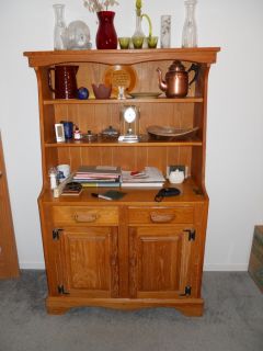 Late 1950s Early 1960s Ranch Oak Dining Room Hutch