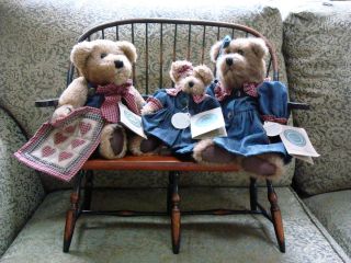 Boyds Bears w tags Bonnie Emmylou Delbert Quignapple on antique