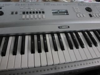Yamaha DGX230 Digital Piano Keyboard Excellent Condition