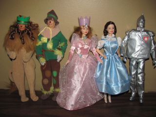 Barbie Wizard of Oz Talking Dorothy Glinda Witch & Tin Man Scarecrow