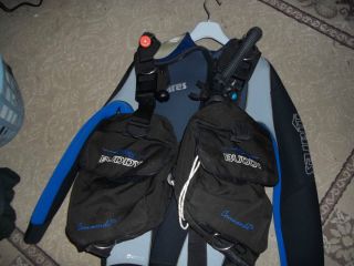 Buddy Commando Scuba Diving BCD with Mini Pony Bottle and Strobe Light