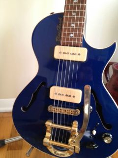 Gibson USA Blueshawk Chicago Blue Gibson Gigbag