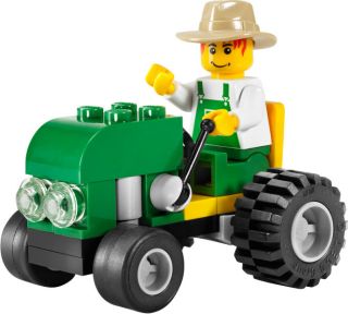 Brand New Lego City Tractor w Farmer 4899 SEALED