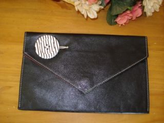 squaretrade ap6 0 felix rey buttery soft black leather envelope clutch