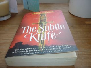 Signed The Subtle Knife Philip Pullman Scholastic P B UK 1998 Near
