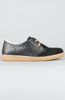 Alife The Chuck Low Maxim Sneakers in Black