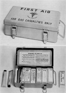 US ARMY WWII FIRST AID KIT MEDICAL DEPT. STOCK NO. 9776400 COLLECTOR