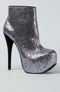 Sole Boutique The Last Chance Shoe in Pewter Glitter